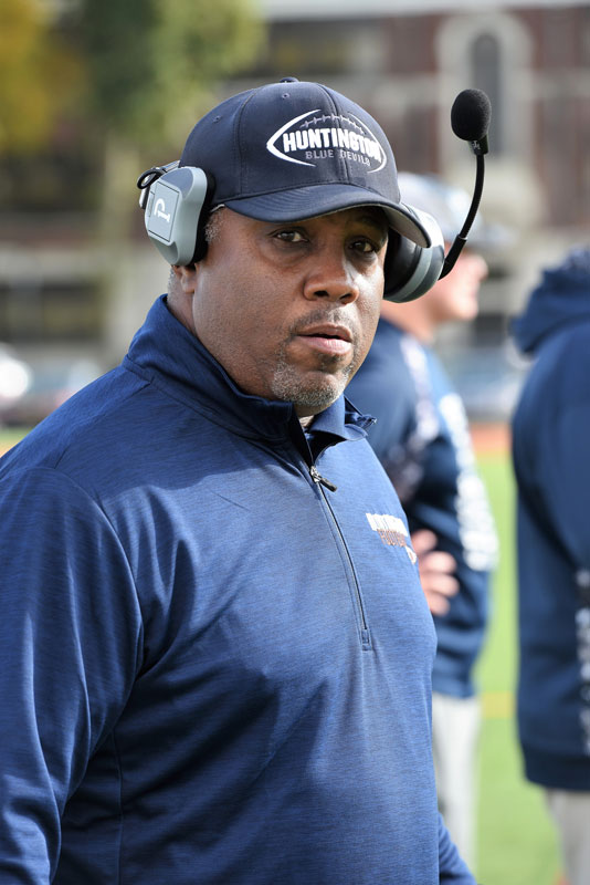 Todd Jamison on the sidelines with the Huntington football team.