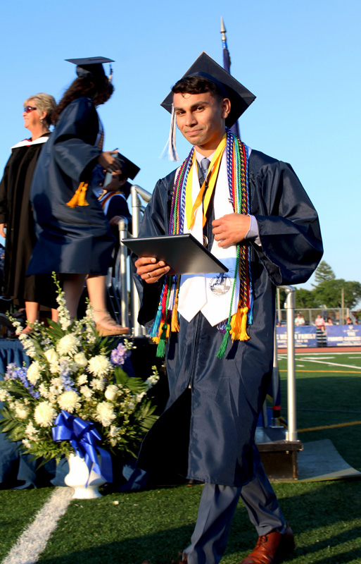 33rd graduation image
