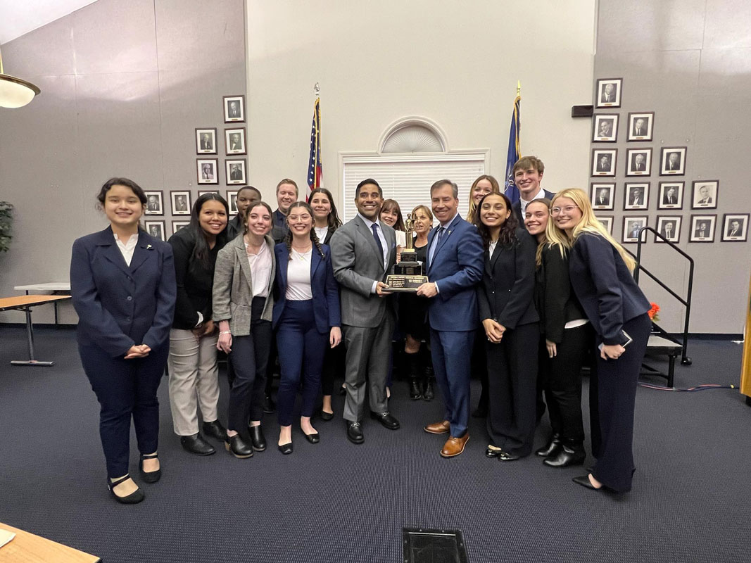 Huntington topped Ward Melville for the county courtroom championship.