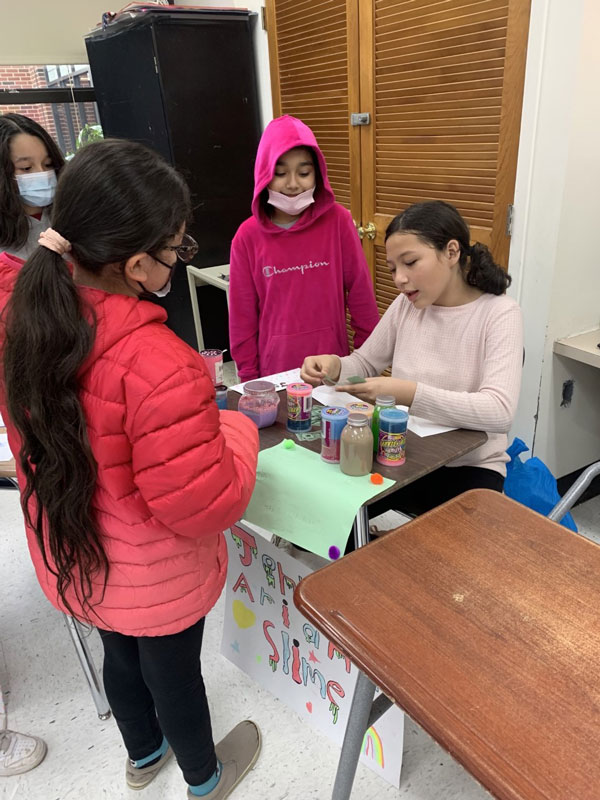 Woodhull's Market Day was fun for students (4)