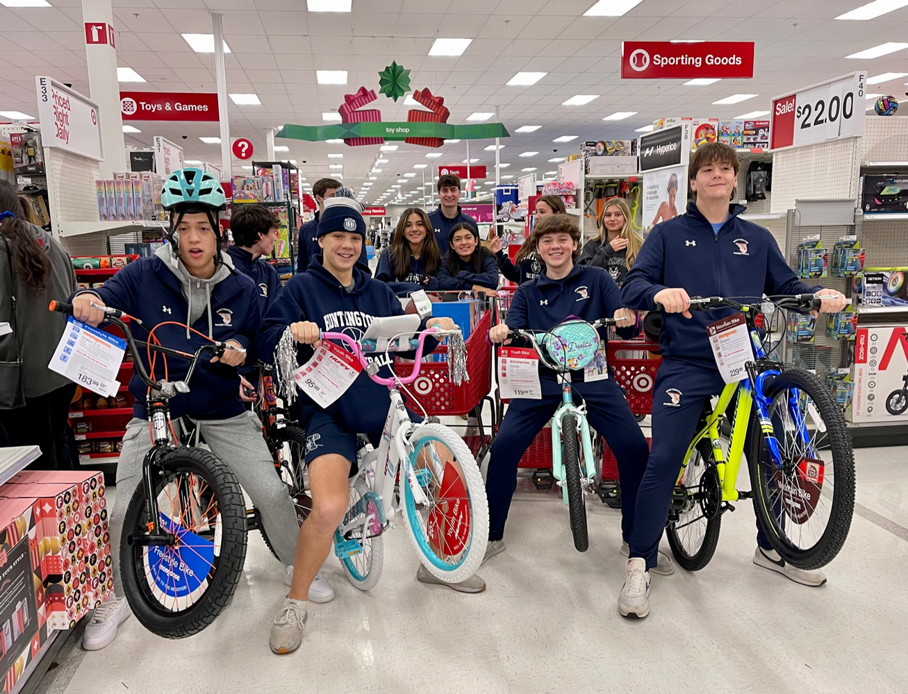 The Blue Devils shopped for 58 families. (Darin Reed photo.)