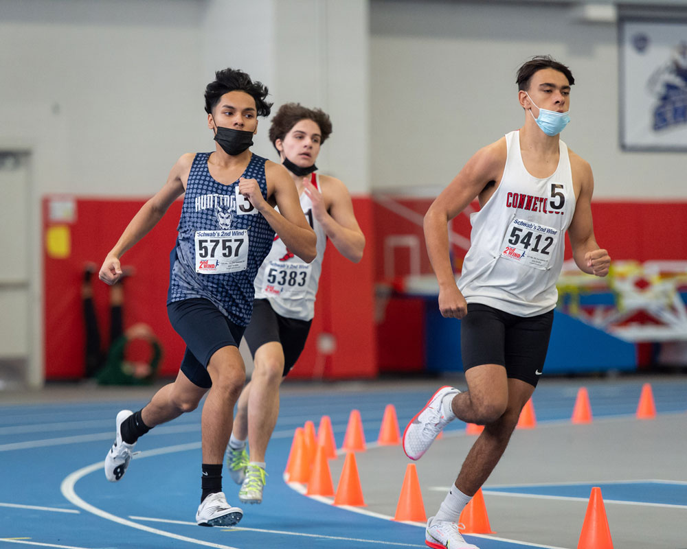 Huntington was the runnerup at the county boys' track championships. (Darin Reed photo.)