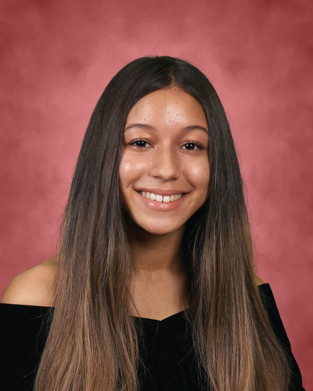 Huntington High School Class of 2022 member Xiara Suarez (1)