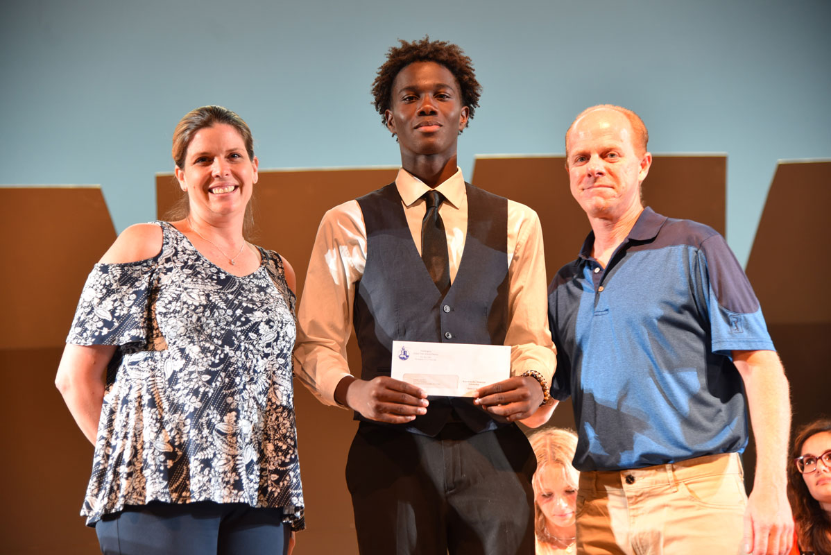 Kurt Schaefer Award winner Quincy Chery with Kim and Sean Schaefer.