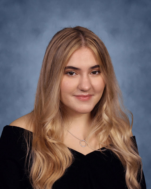  Huntington esports club President Ally Kustera. 