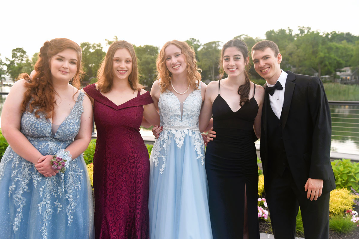 The Huntington seniors looked spectacular.