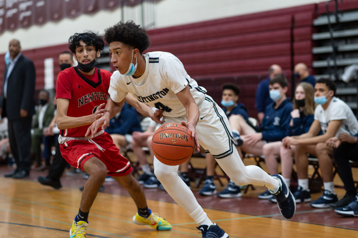 Boys' basketball intramurals are underway in Huntington UFSD. (Darin Reed photo)