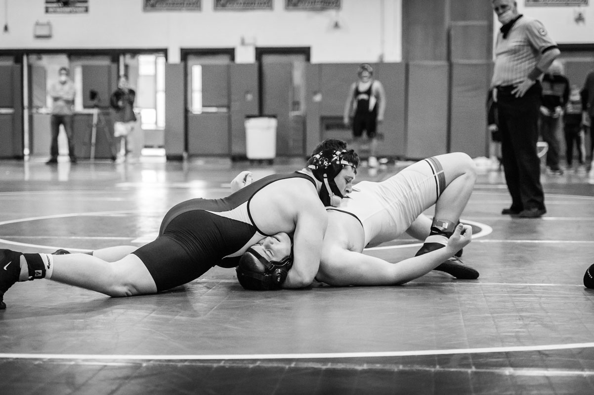 Robbie Smith (top) is Huntington's first All-State wrestler since 2016. (Darin Reed photo.)