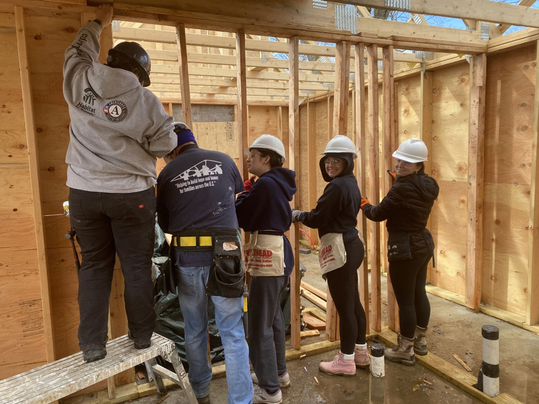 The Huntington Habitat members volunteered during their vacation.