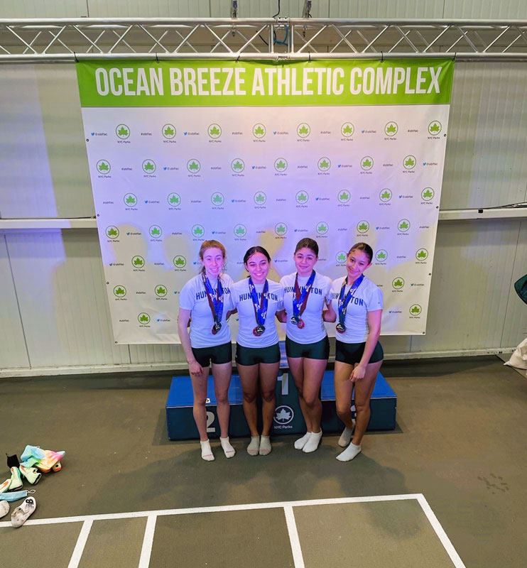 Megan Donaghy, Elizabeth James, Hope Bilikey and Analisse Batista won silver relay medals.