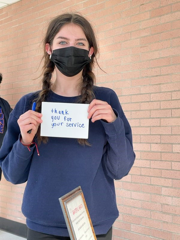 Huntington students displayed their gratitude for the men and women in uniform 