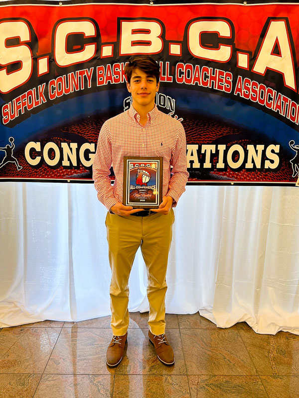  Max Rentsch was named to the All-Conference team. 