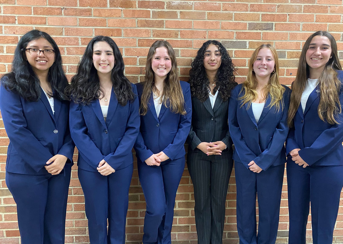 Paladin company executives presented to the Huntington School Board.