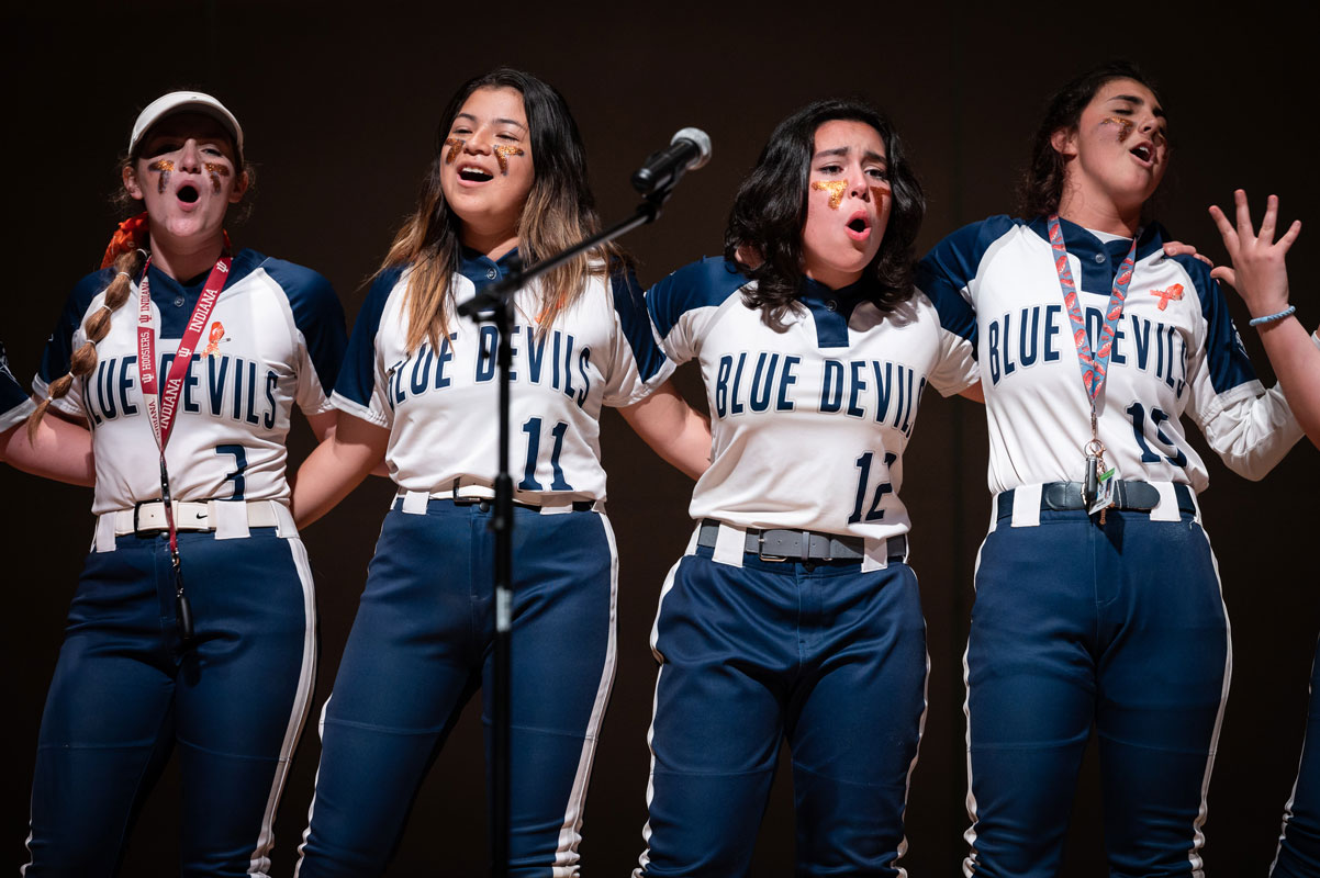 Huntington softball players took to the stage. (Darin Reed photo.)