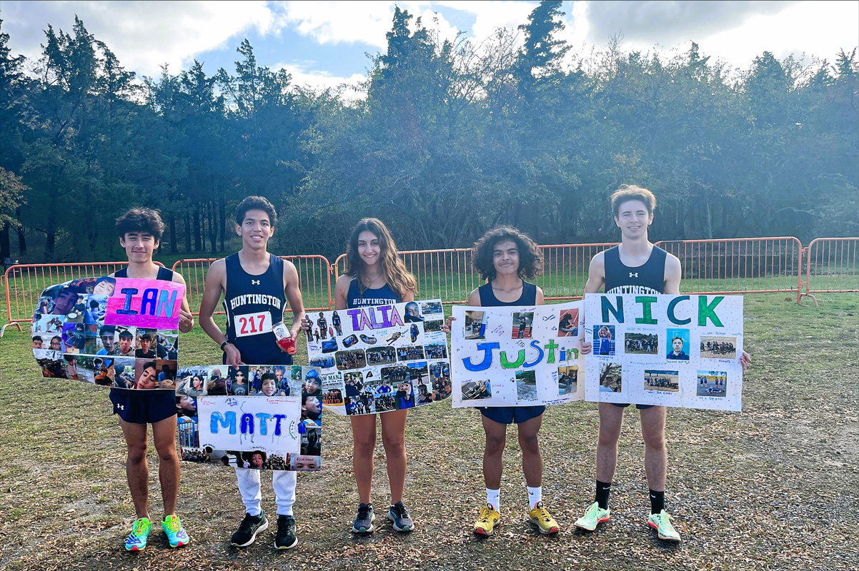 Huntington's five seniors will always be remembered for their efforts.