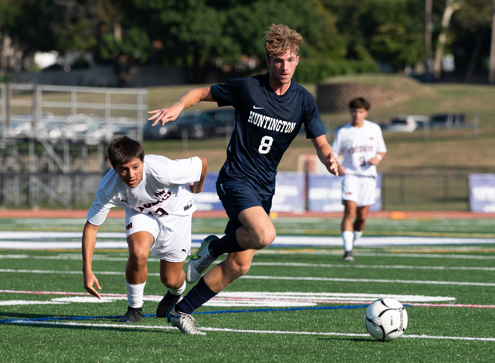Ian Husselbeck is on the move. (Darin Reed photo (2)
