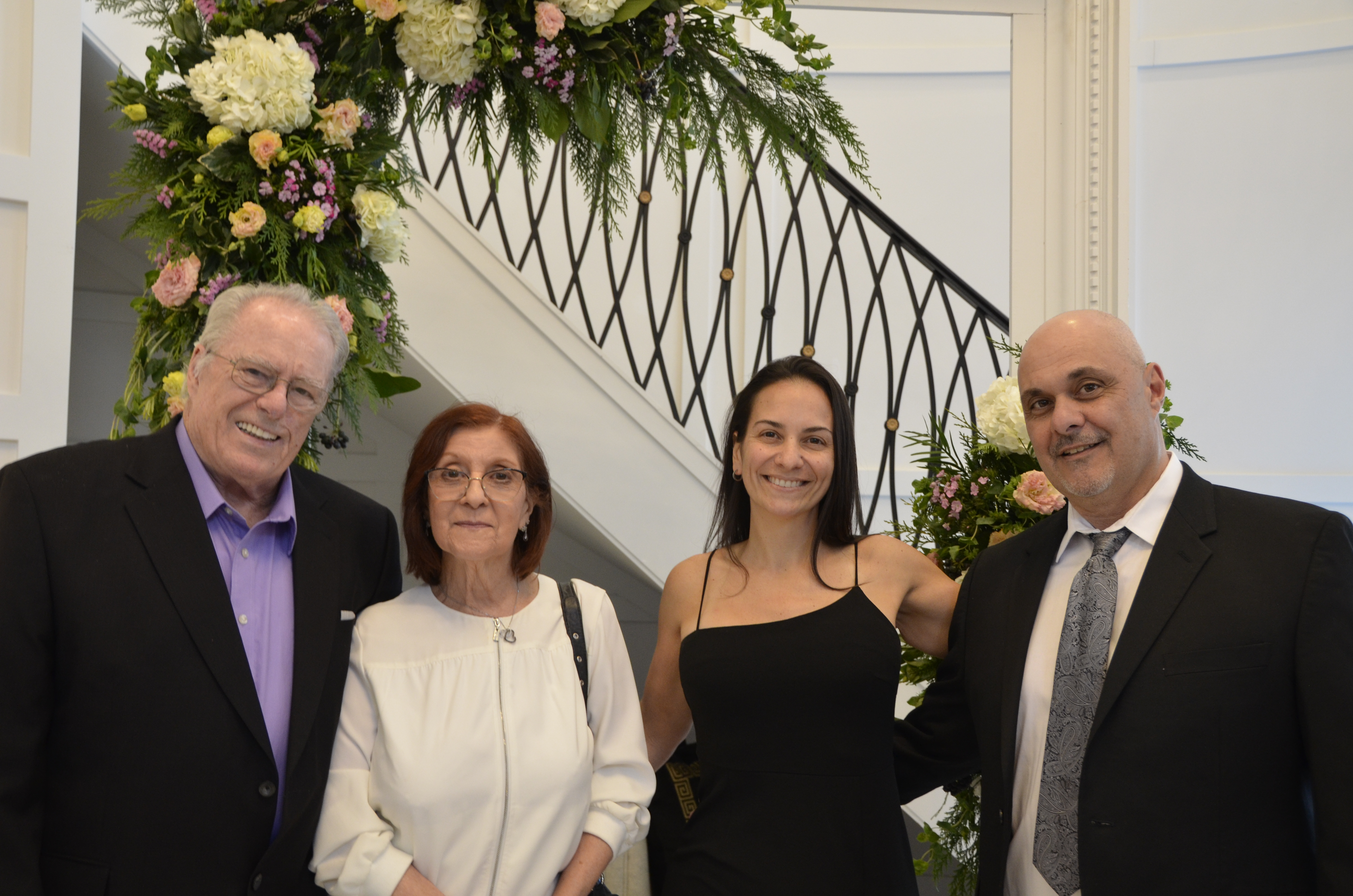 A crowd in the hundreds turned out for HFEE's 30th anniversary gala. (Anna Bell Young photo)