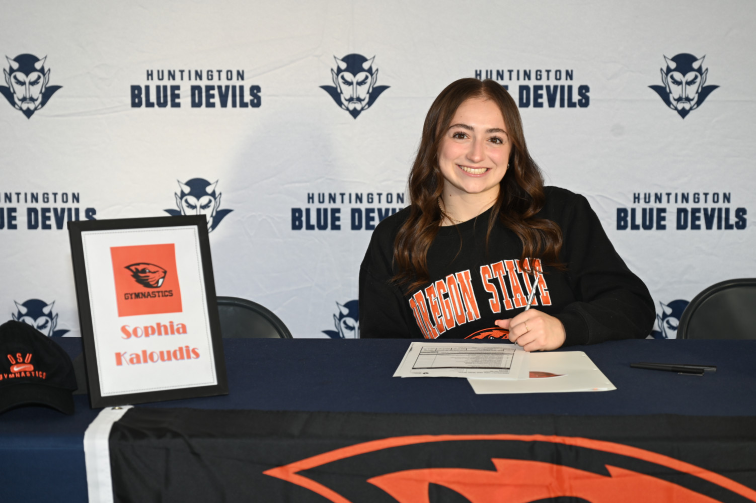  Sophia Kaloudis signed a letter of intent to attend Oregon State University   