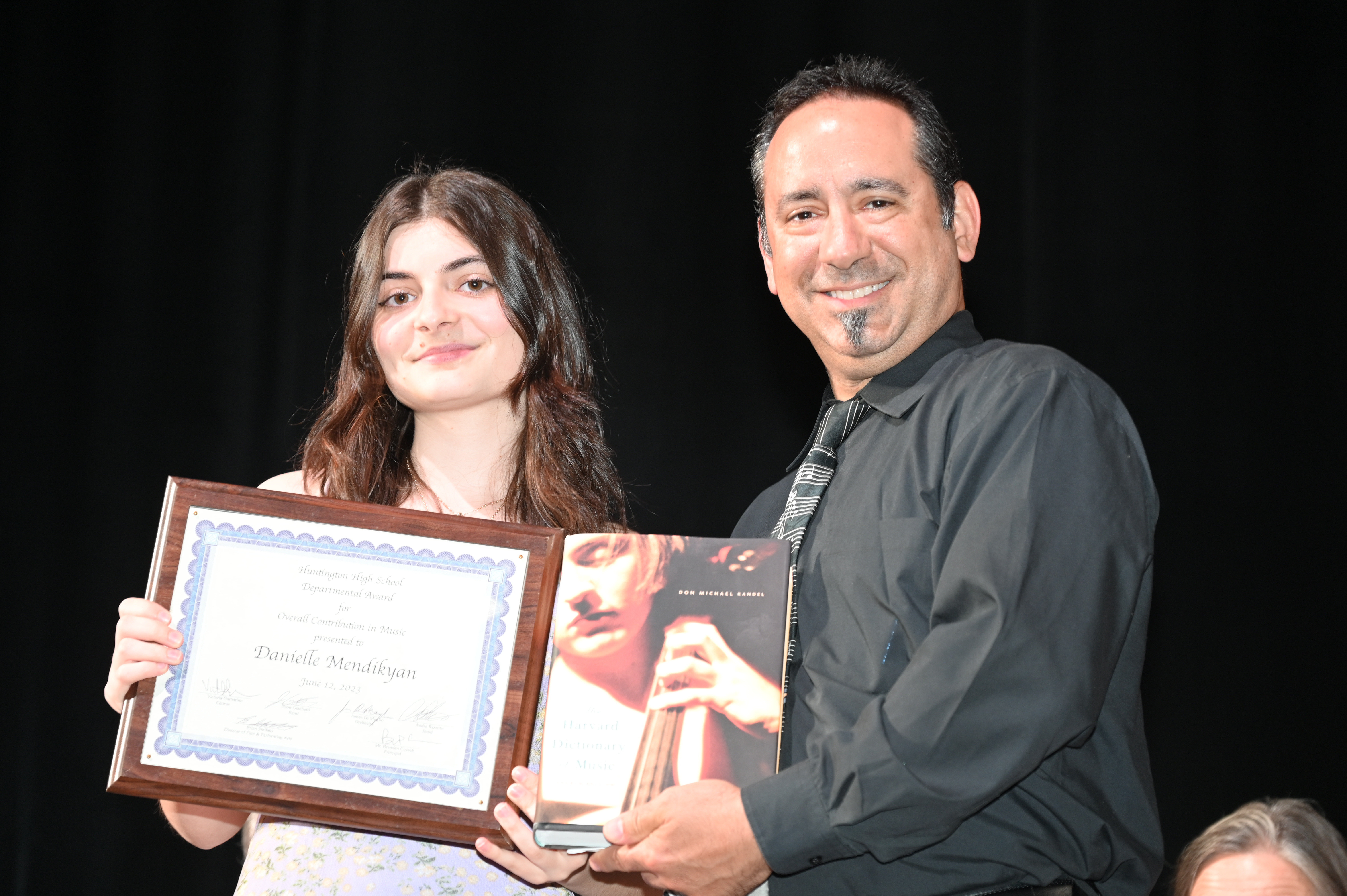  Danielle Mendikyan was presented with a top music award  