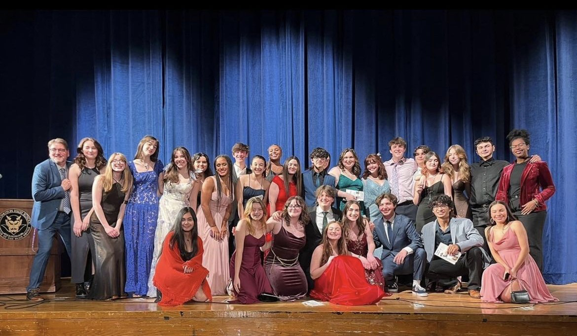  Huntington drama club members at the Hunting-Tony Awards ceremony this week.  