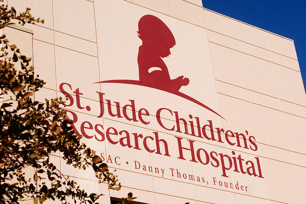  Jefferson students are raising funds for St. Jude Children's Research Hospital.  