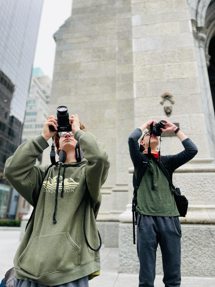  Huntington students wasted little time in New York City   