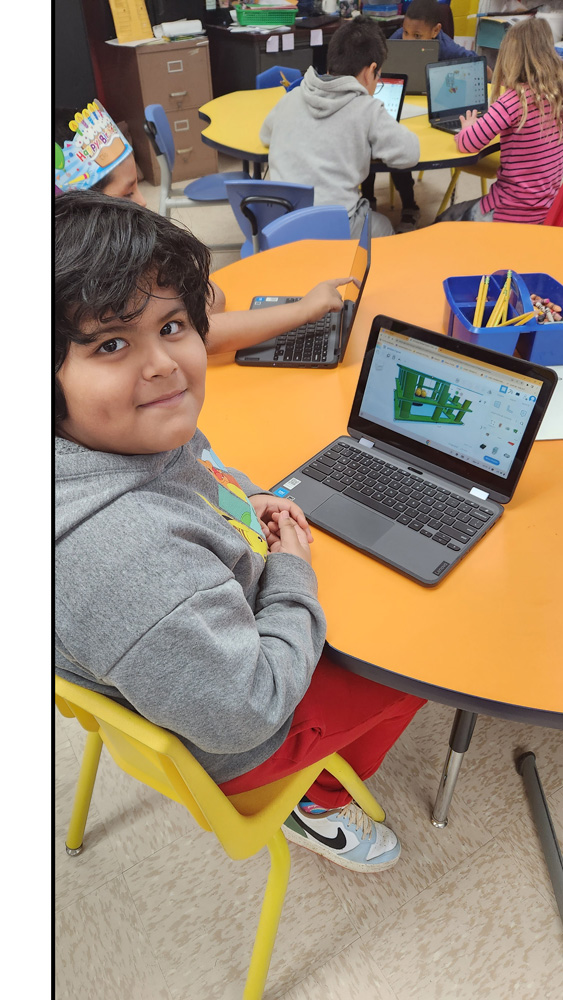  Washington second and third graders are enjoyed a #D design challenge   