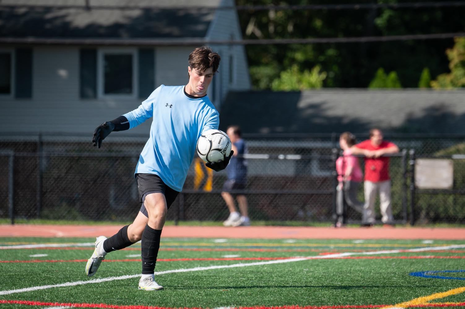  Huntington soccer goalie Dylan Hayden in action. (Darin Reed photo.)  