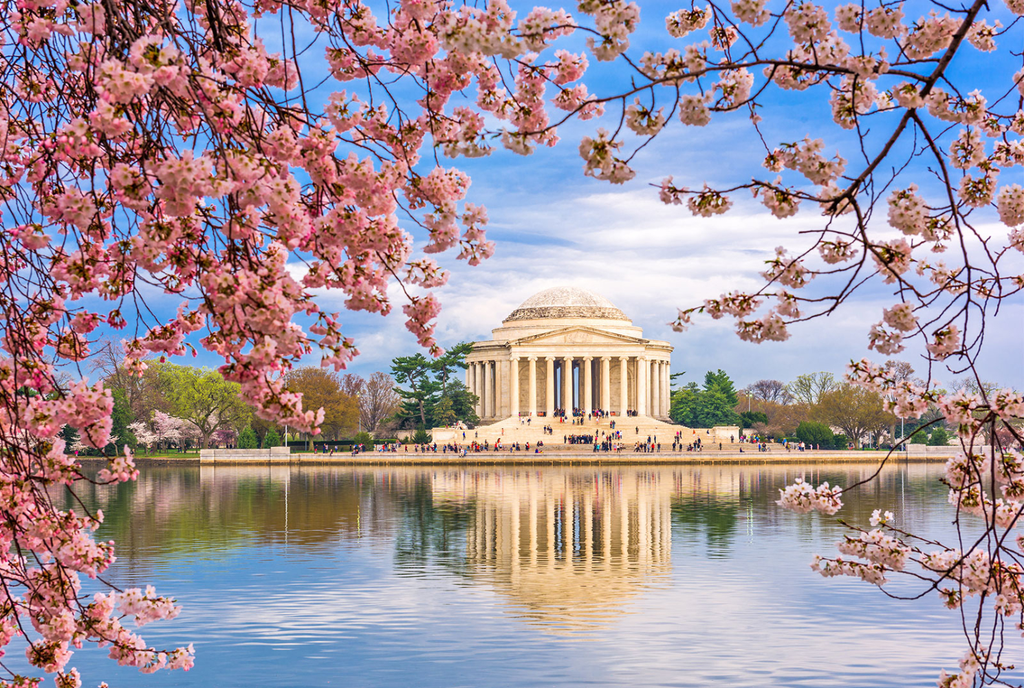  The Jefferson Memorial honors President Thomas Jefferson, who wrote the Declaration of Independence   