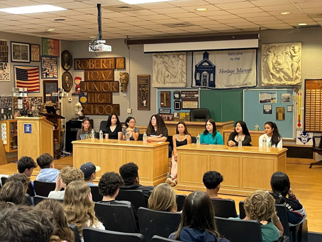  A group of panelists at the freshmen seminar.  