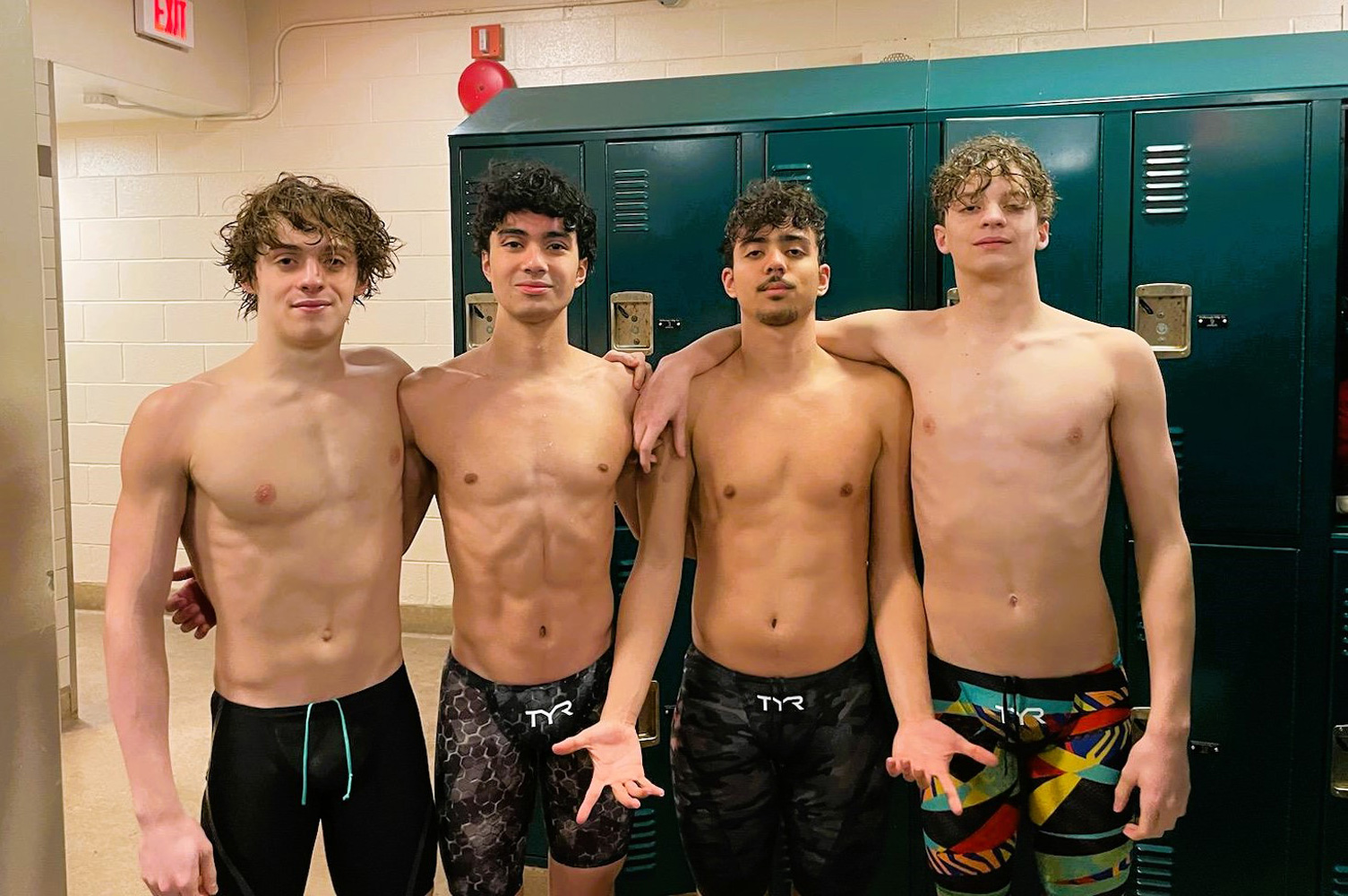 Pierre Leroy, Lucas Spagnoletti, Evan Spagnoletti and Lucas Spagnoletti has reached the state championships.