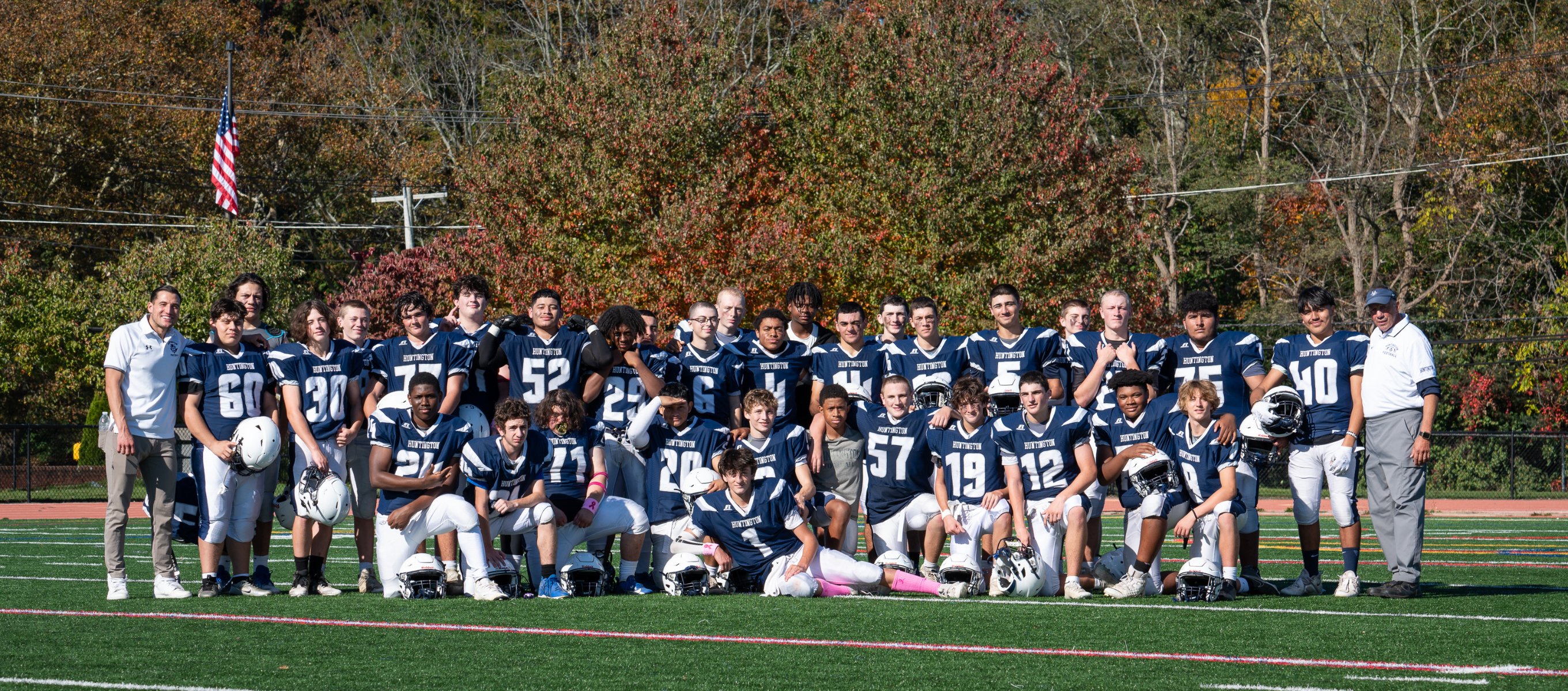  Huntington's junior varsity football team compiled a 6-2 record. (Photo by Darin Reed    