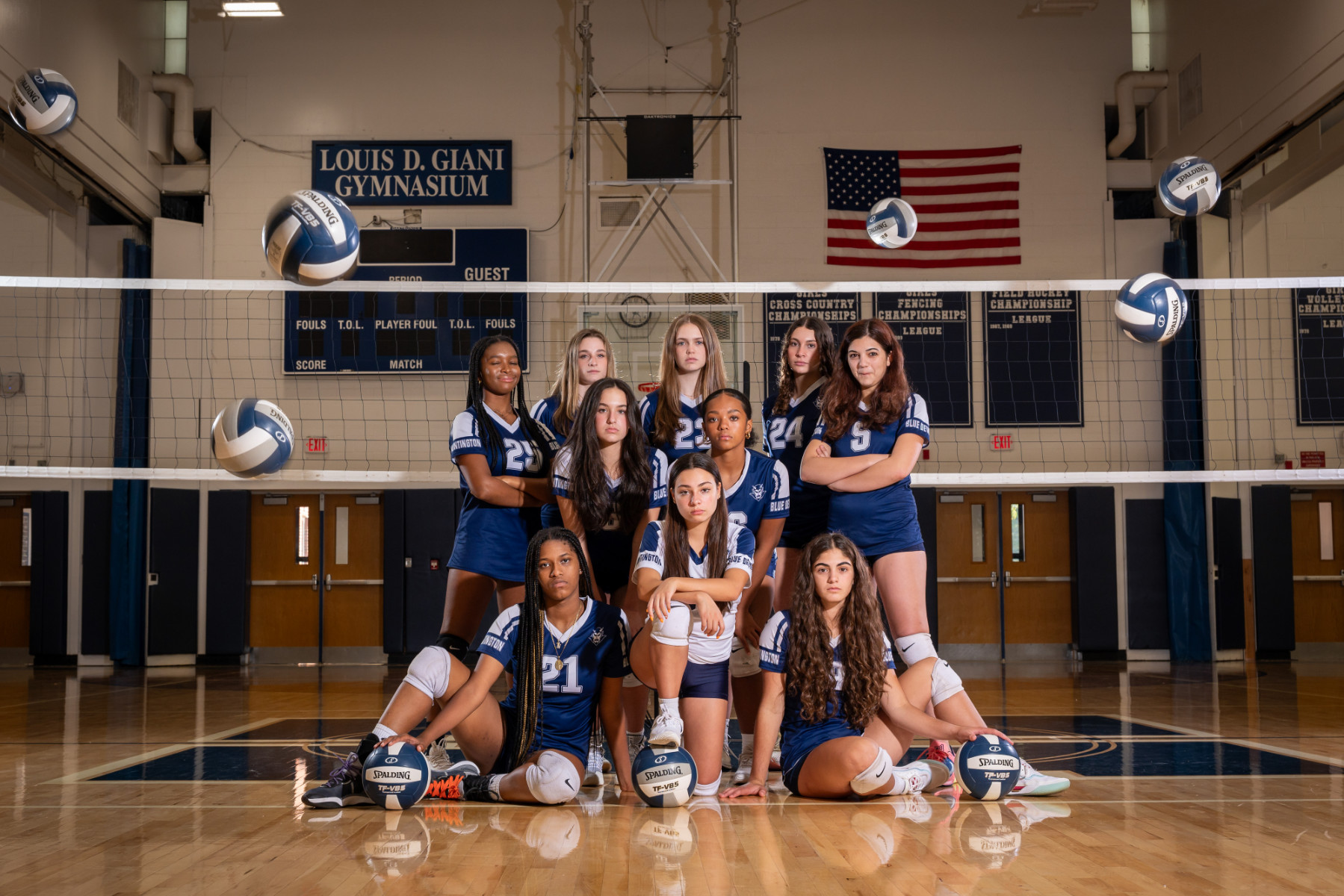  The Huntington varsity girls' volleyball team reached the Suffolk playoffs. (Darin Reed and Rachel Learned photo)  