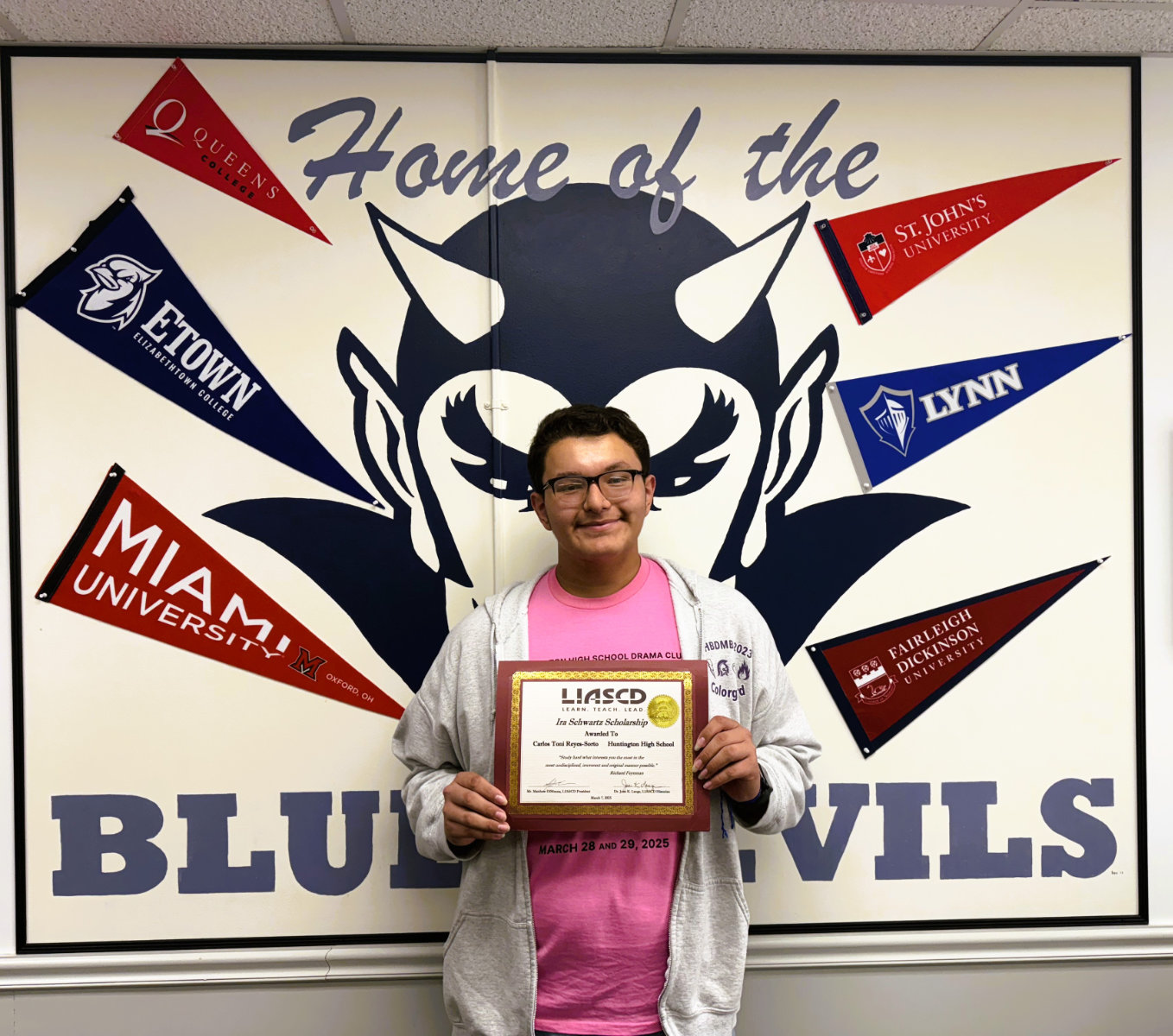 Toni Reyes-Sorto captured a $1,000 scholarship presented by LEAD- LI.