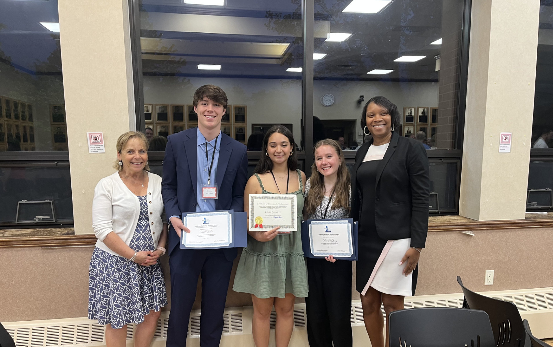  Suzi Biagi and Rochelle Brown flank Will Fallon, Emma Gutierrez and Olivia McGreevy (2)  