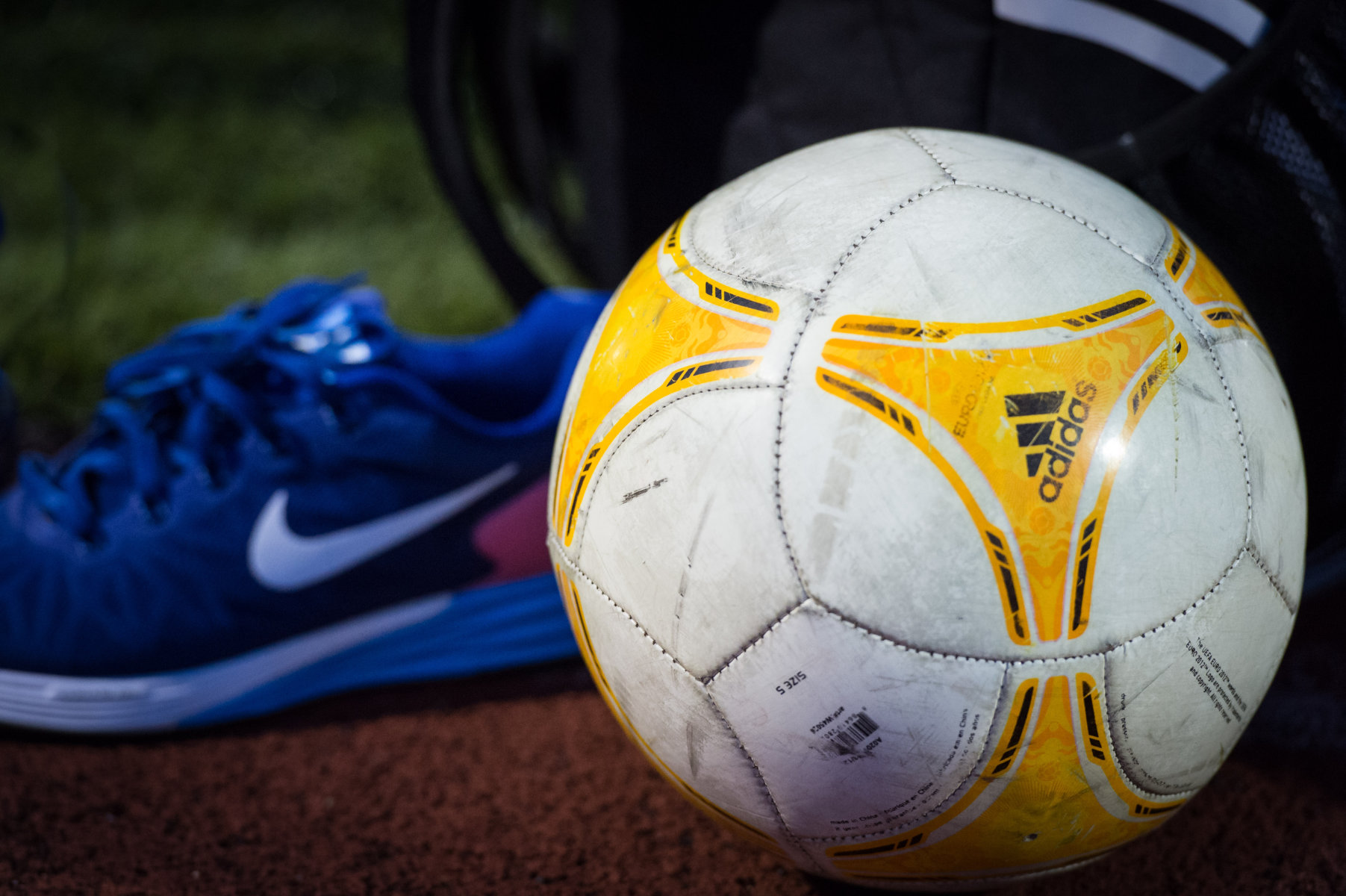  Huntington's JV girls' soccer team played its heart out this fall.  (1)  