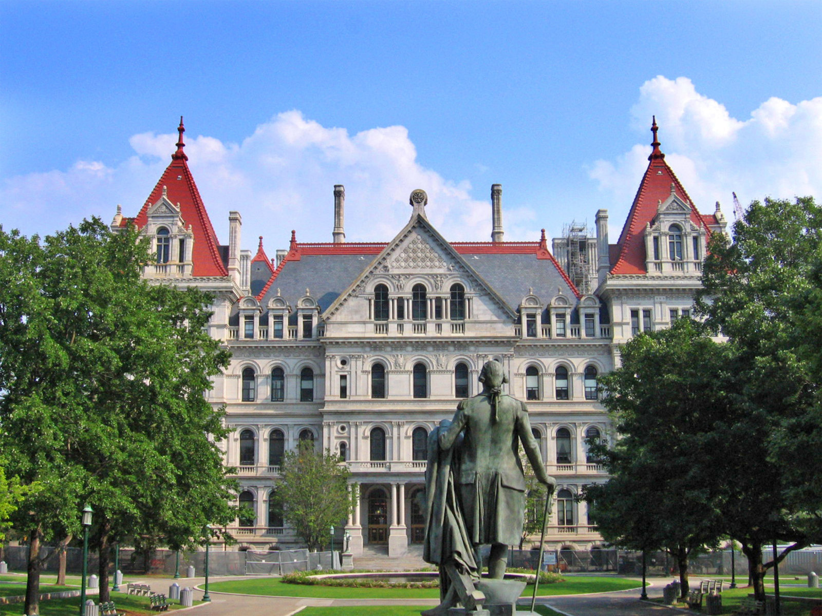  The New York State Capitol building in Albany
  
