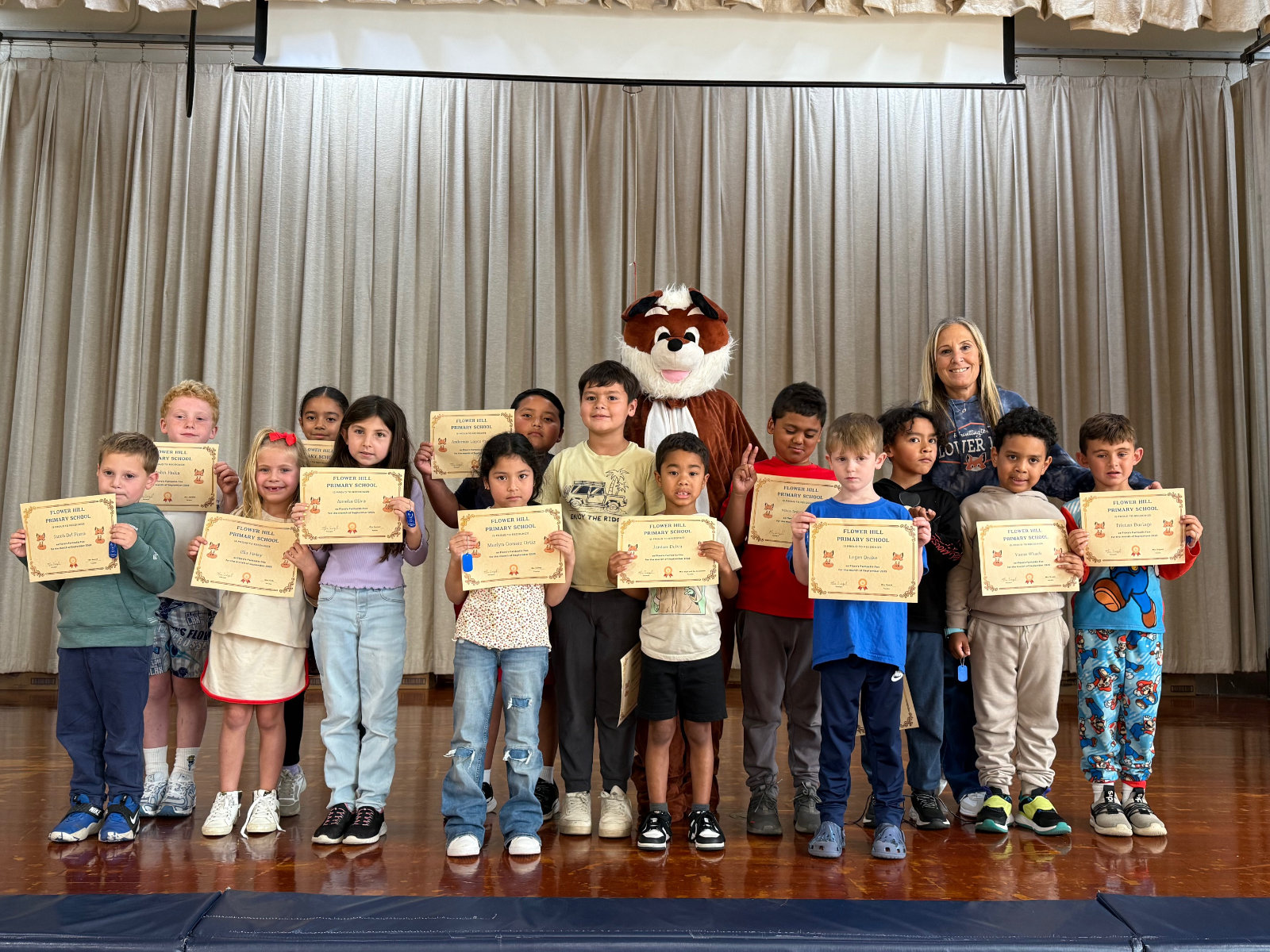 Flower Hill's Fantastic Foxes with Principal Cindy Siegel.