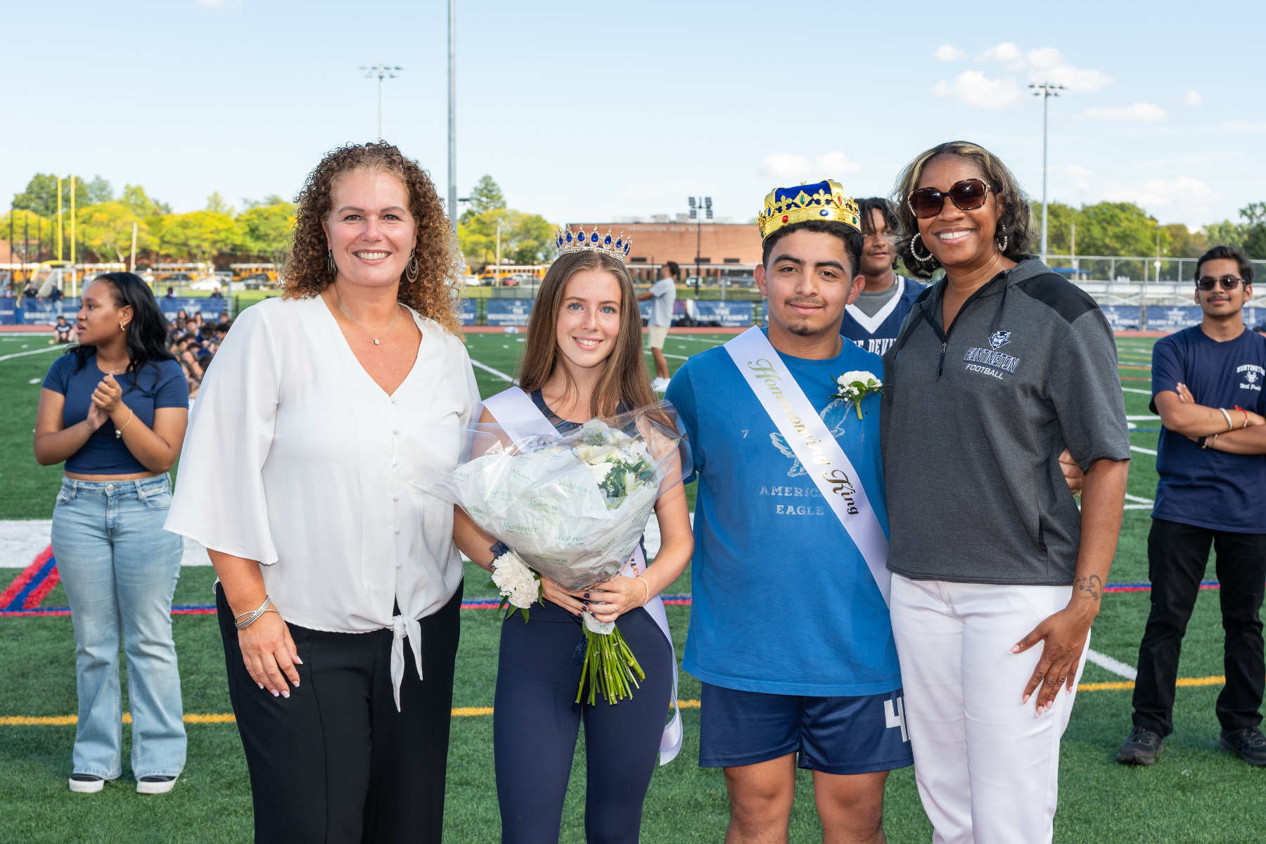  Homecoming King and Queen Kiley Barch and Alvin Luna-Mancia with Beth McCoy and Rochelle Brown. (Darin Reed photo.)  
