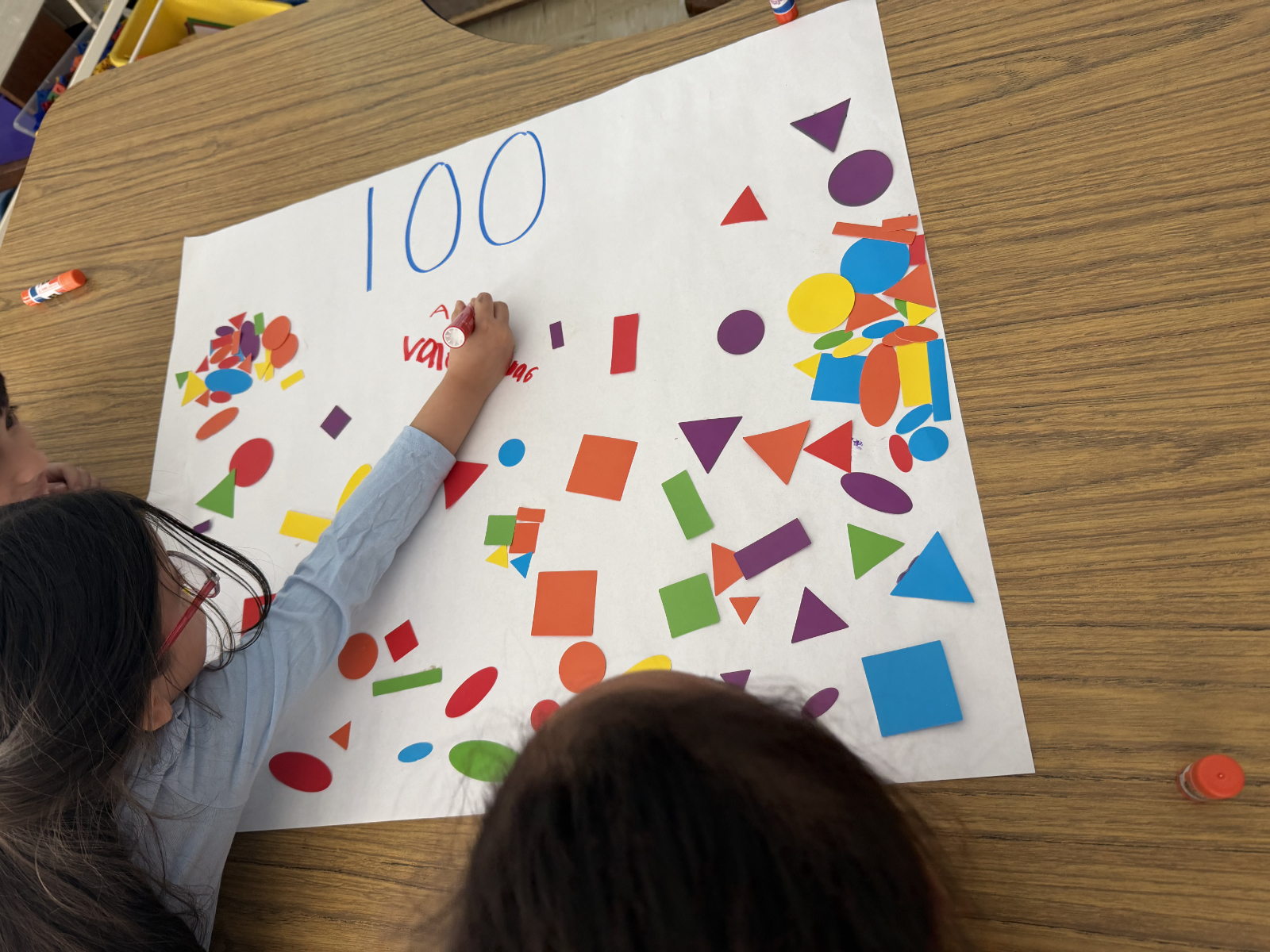  Jefferson students created and built structures with 100 objects   