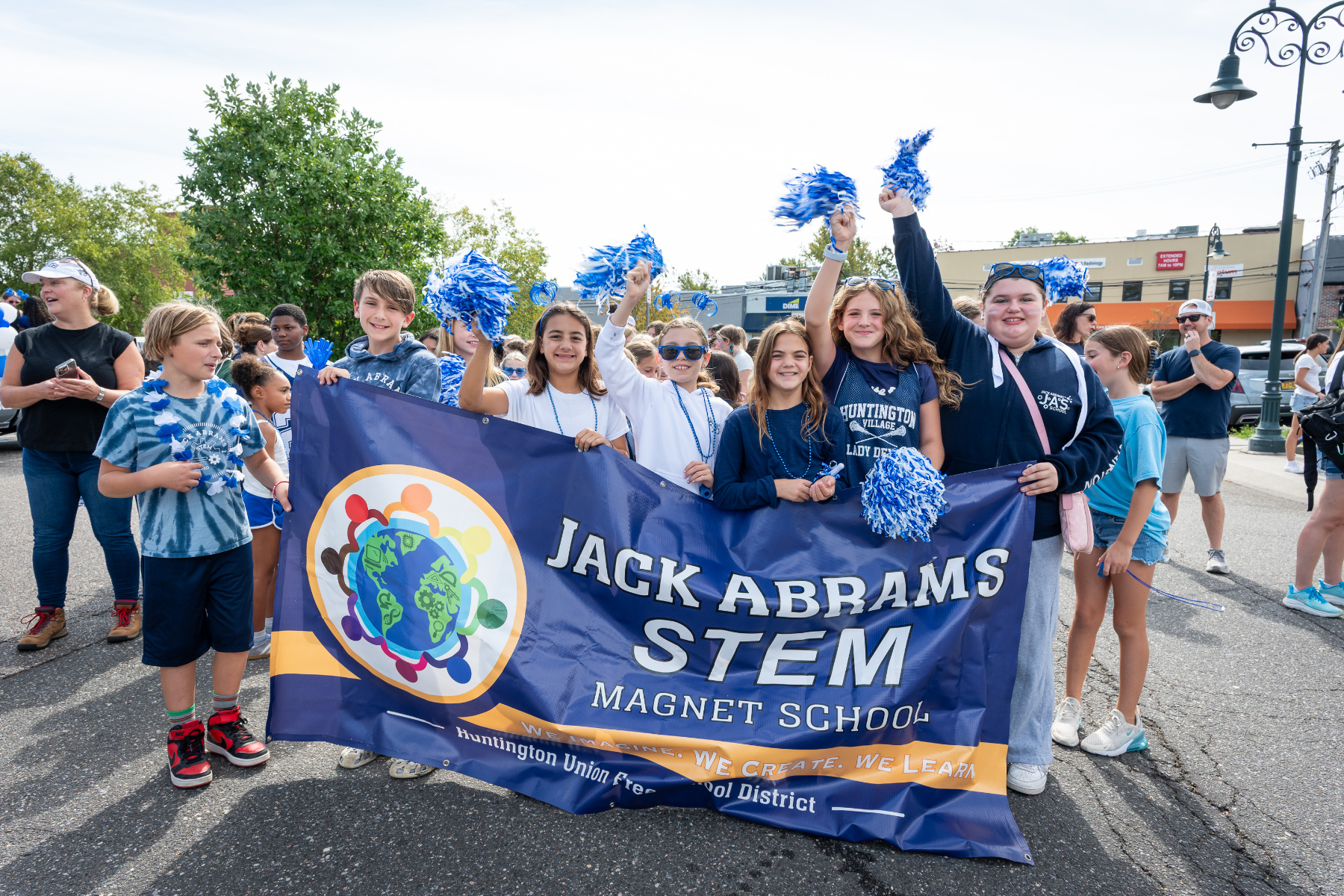  Jack Abrams School students in the Homecoming Day parade. (Darin Reed photo)