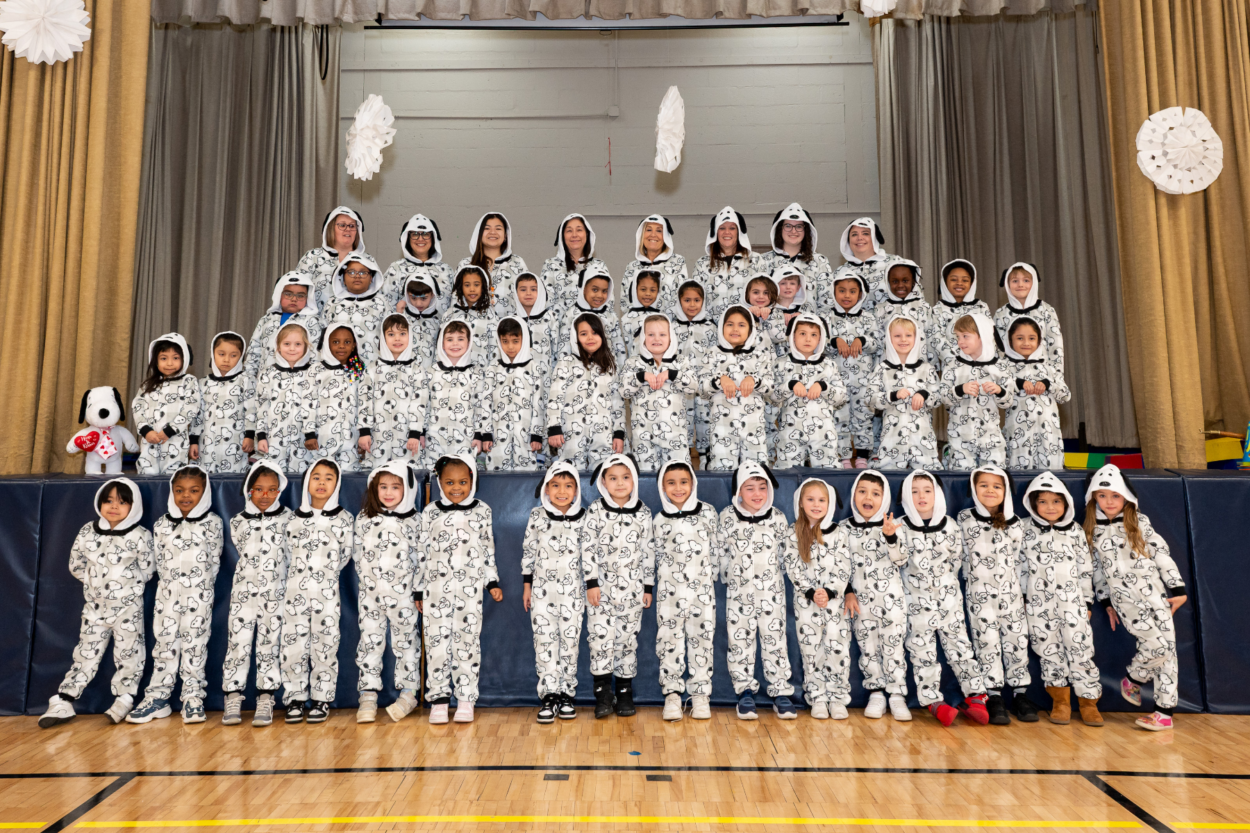  Flower Hill kindergarteners in their Snoopy outfits   
