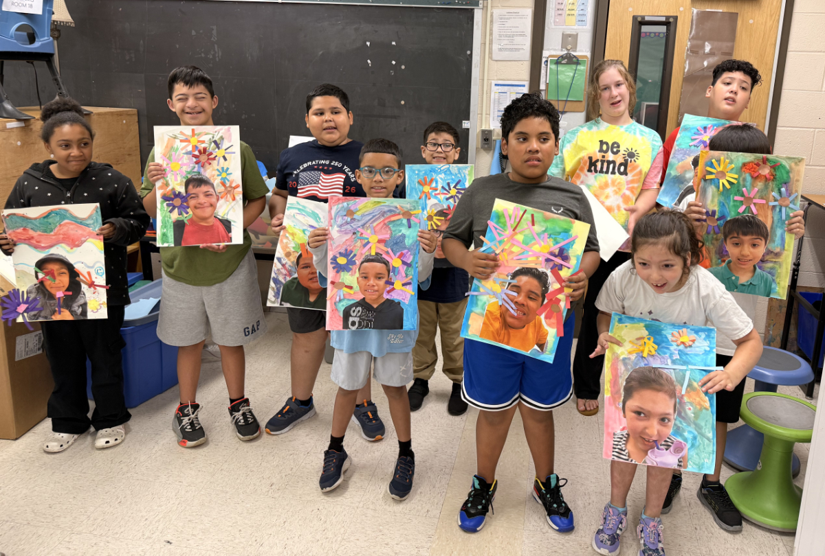  Huntington ESY program participants had fun making art (1) 