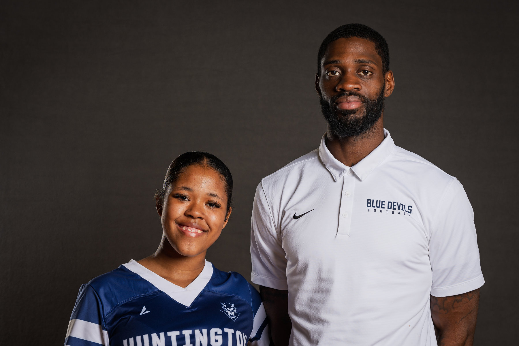  Timeyah Hardge and Huntington head coach Malcolm Eugene. (Taylor Jax Nappi photo.)  