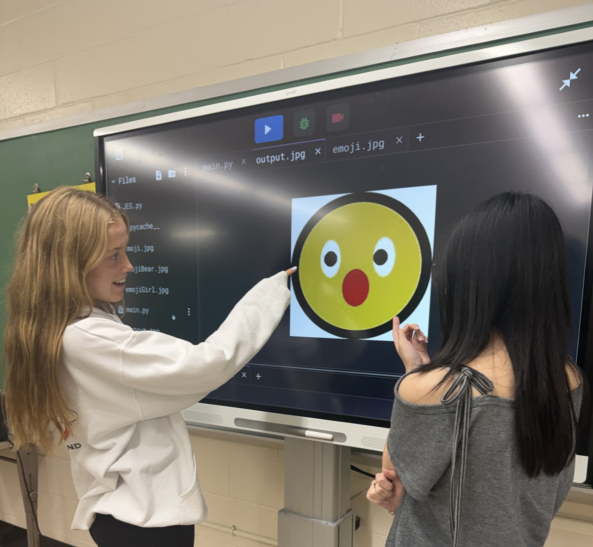  AP Computer Science Students Turn Pixels into Possibilities  