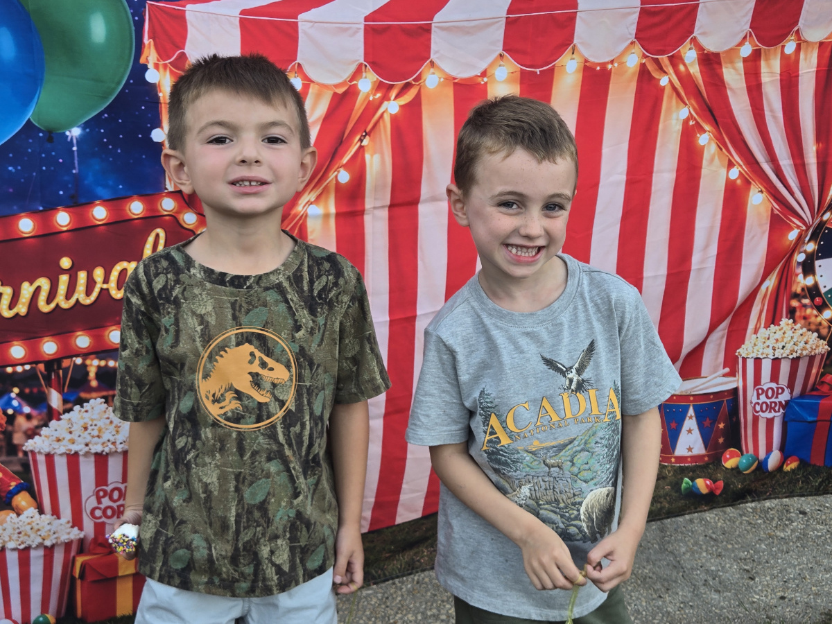  Washington students were all smiles at the PTA's carnival-themed Block Party.  