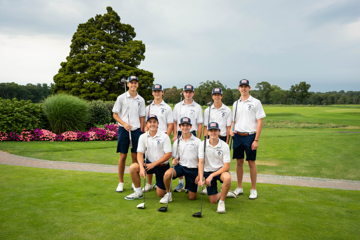  The Huntington High School Boys' Varsity Golf  team  